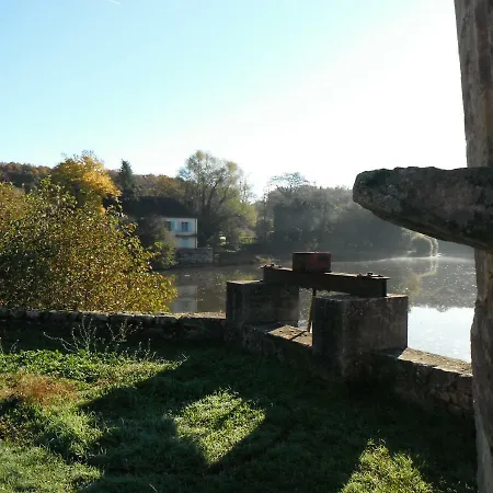 Maison De L'etang Troncais